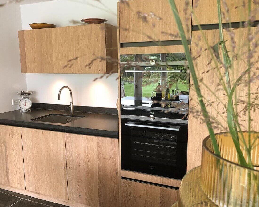 eiken keuken wand compact ingericht