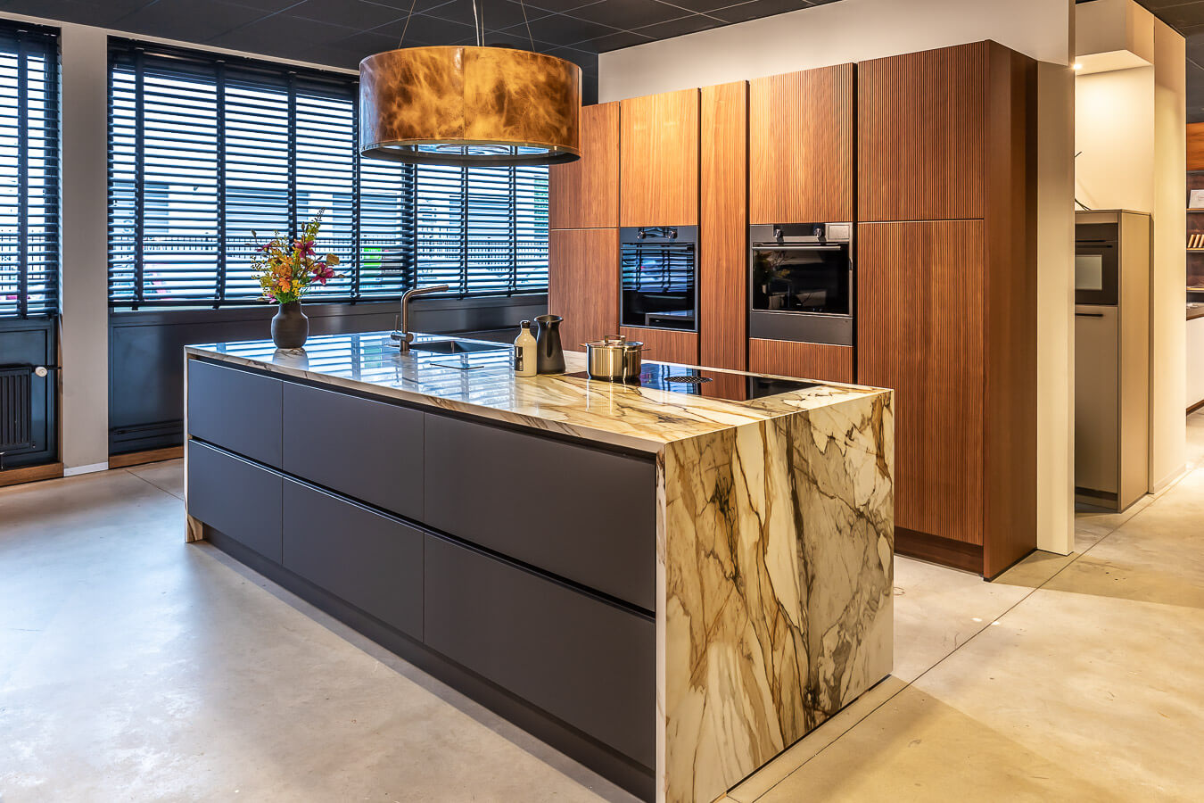 keuken in 2 kleuren
